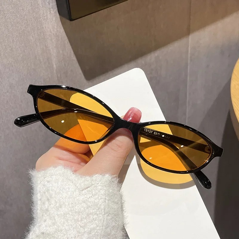 Nuovi Occhiali da Sole Retrò S - Women'S Fashion Eyewear recensione e prezzo