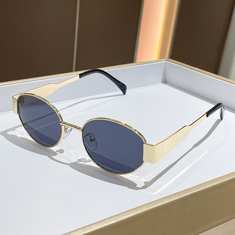 Occhiali da Sole Rotondi in Me - Women'S Fashion Eyewear recensione e prezzo