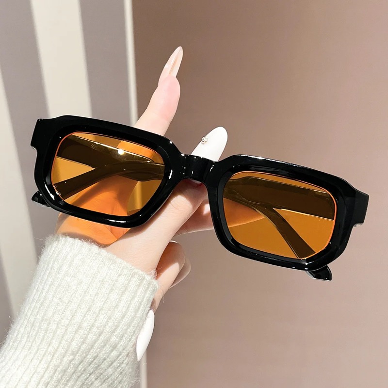 Nuovi occhiali da sole quadrat - Women'S Fashion Eyewear recensione e prezzo