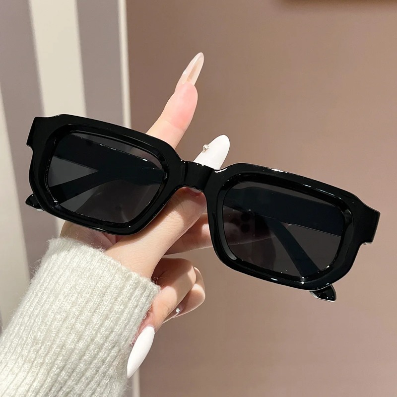 Nuovi occhiali da sole quadrat - Women'S Fashion Eyewear recensione e prezzo