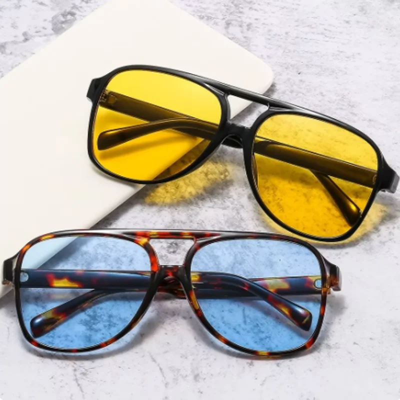 Occhiali da Sole Unisex alla M - Women'S Fashion Of The 70S recensione e prezzo