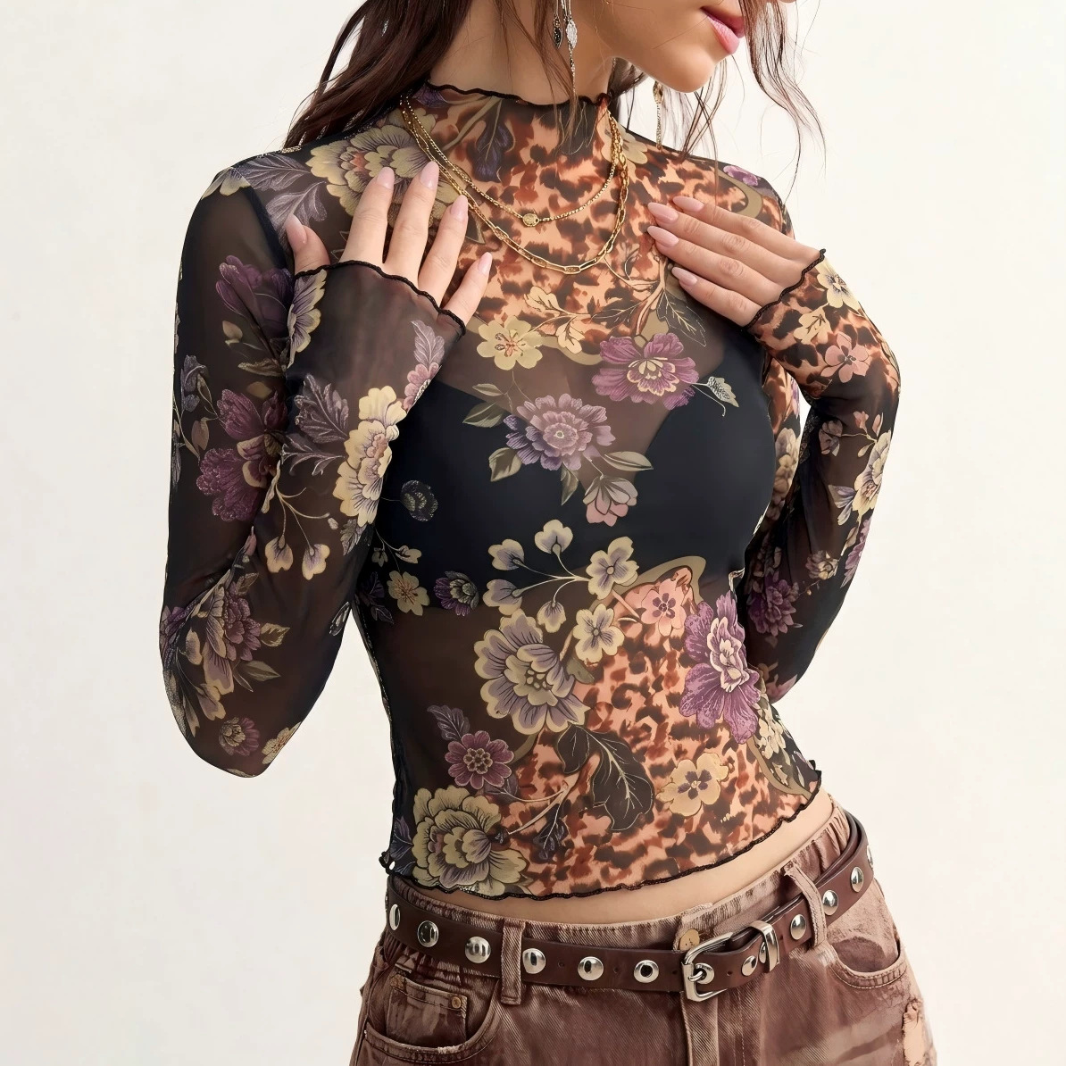 B 2026 T-shirt Trasparente in  - Women Fashion Styles recensione e prezzo